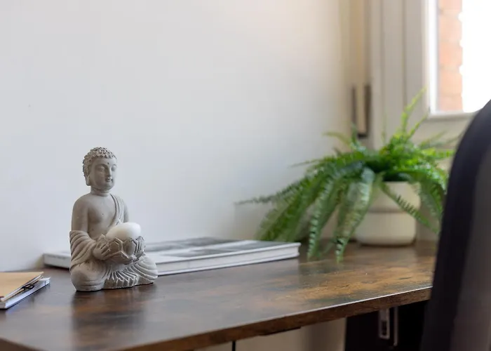 Guesthost - Charming Modern In Pisa