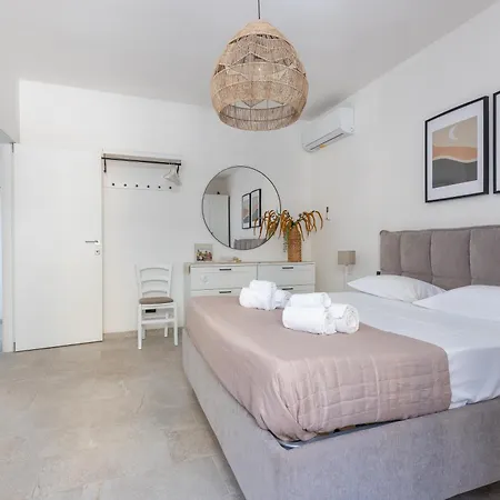 Guesthost - Charming Modern In * Pisa