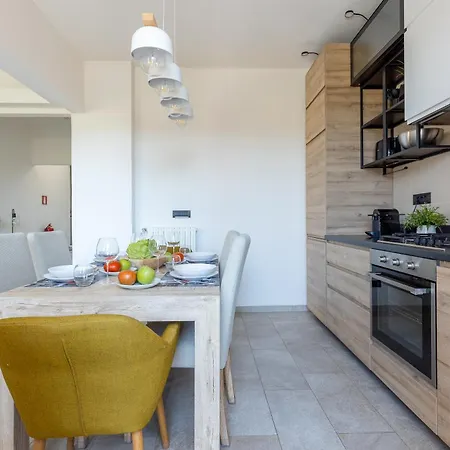 Guesthost - Charming Modern In Apartament *