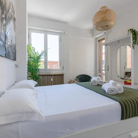 Guesthost - Charming Modern In Lägenhet