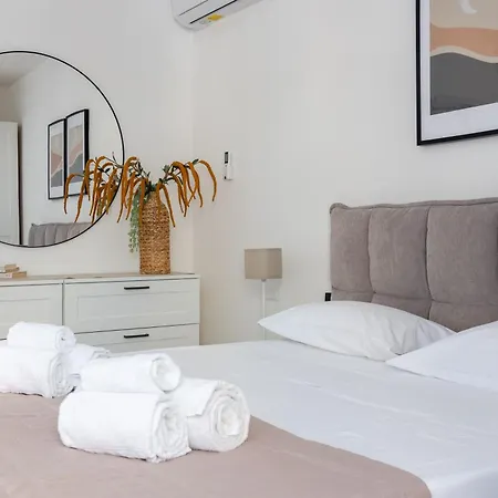 Appartamento Guesthost - Charming Modern In